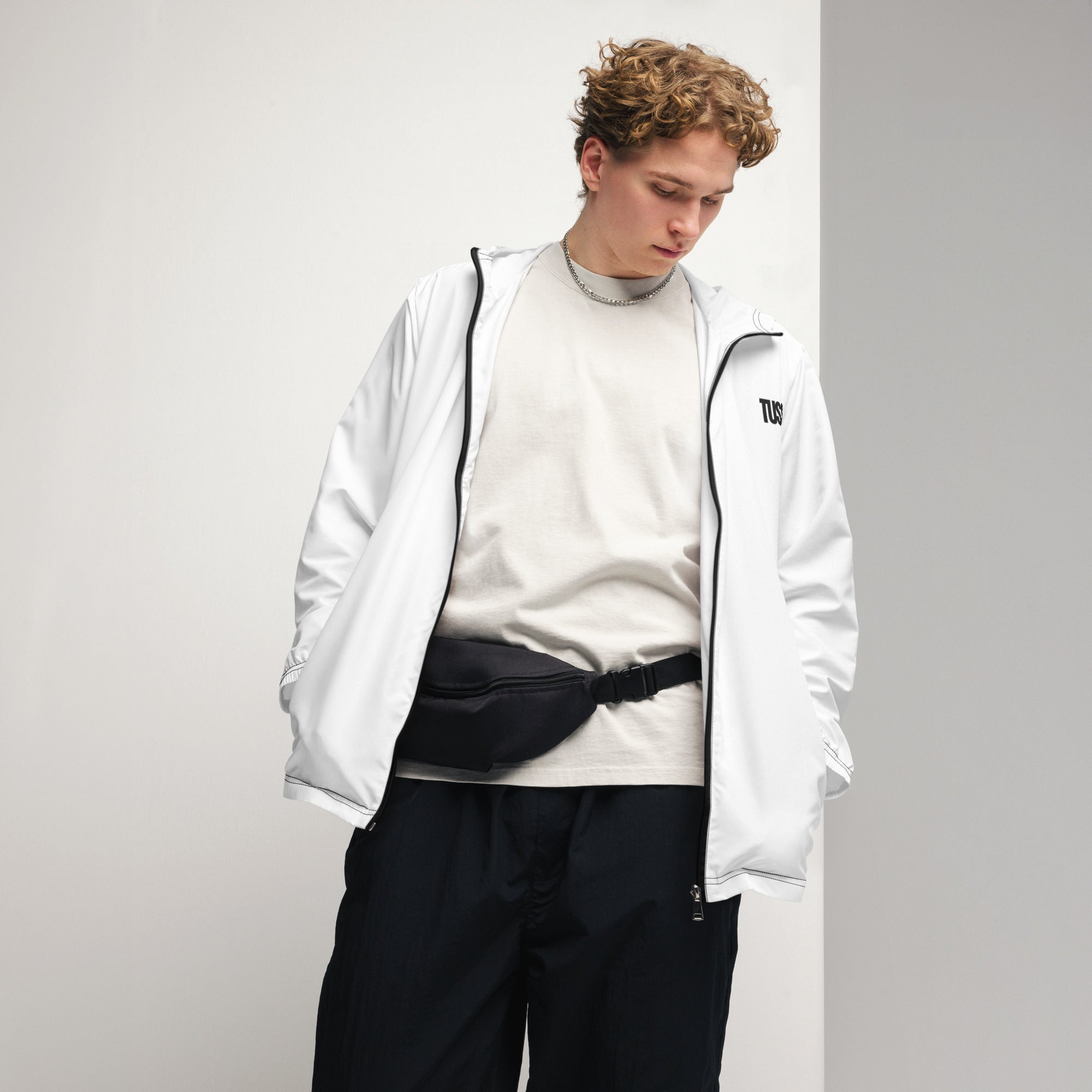 lightweight windbreaker